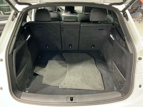 Used 2025 Audi Q5 2.0T Premium image 34
