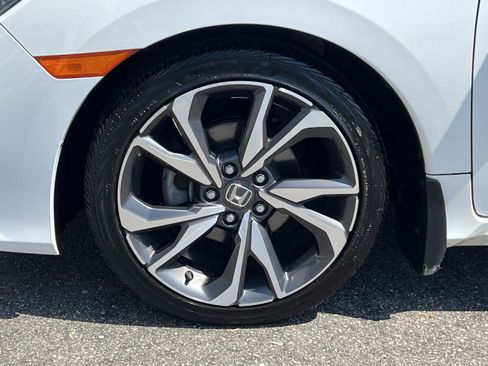 Used 2021 Honda Civic Touring image 9