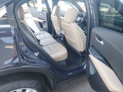 Used 2024 Cadillac XT4 Luxury w/ Cold Weather Package AWD/4WD image 11