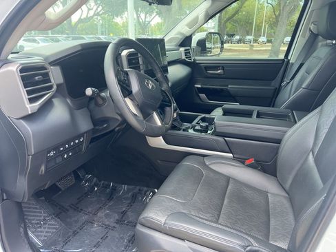 Used 2023 Toyota Tundra Limited RWD image 3