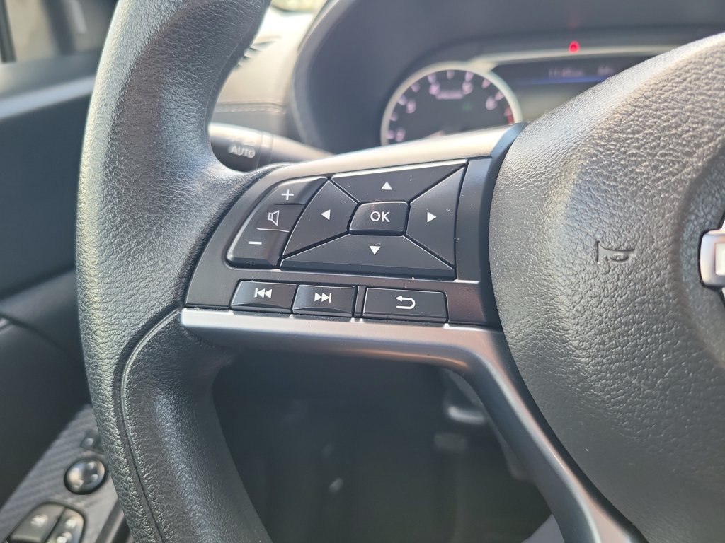 Certified 2024 Nissan Sentra SV FWD image 22