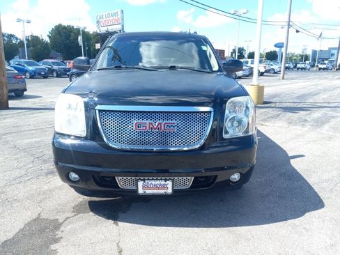 Used 2013 GMC Yukon XL Denali AWD/4WD image 4