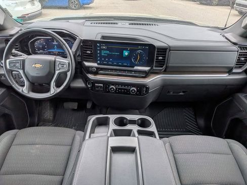 Used 2025 Chevrolet Silverado 1500 LT image 15