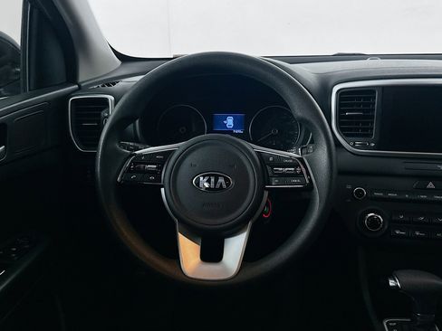 Used 2022 Kia Sportage LX image 17