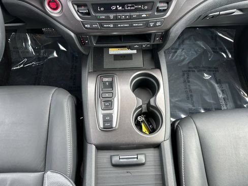 Used 2022 Honda Pilot Special Edition image 11