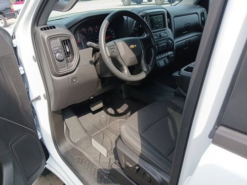 Used 2025 Chevrolet Silverado 1500 Custom RWD image 47