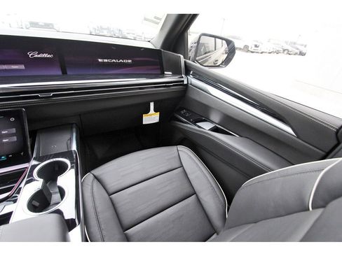 New 2026 Cadillac Escalade Sport w/ Touring Package AWD/4WD image 10
