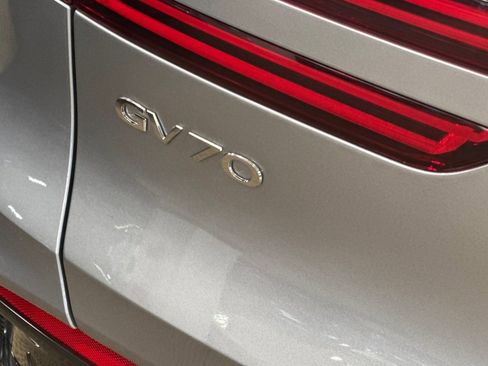 New 2026 Genesis GV70 2.5T Select AWD/4WD image 27