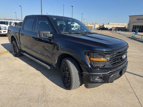 Used 2024 Ford F150 XLT w/ Equipment Group 302A MID image 18