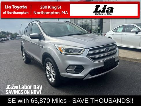 Used 2017 Ford Escape SE w/ Equipment Group 201A AWD/4WD image 1