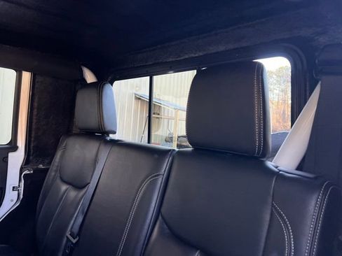 Used 2015 Jeep Wrangler Unlimited Sport w/ Quick Order Package 24S image 19