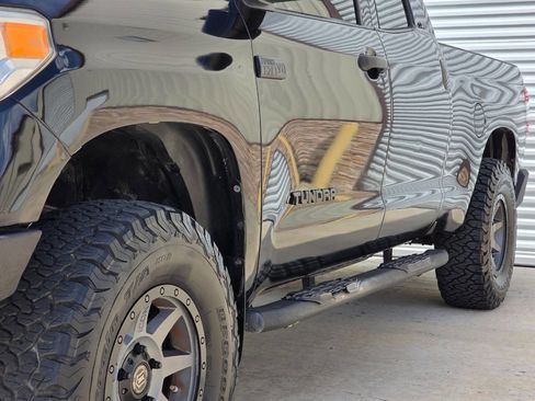 Used 2014 Toyota Tundra SR5 w/ SR5 Upgrade Package image 35