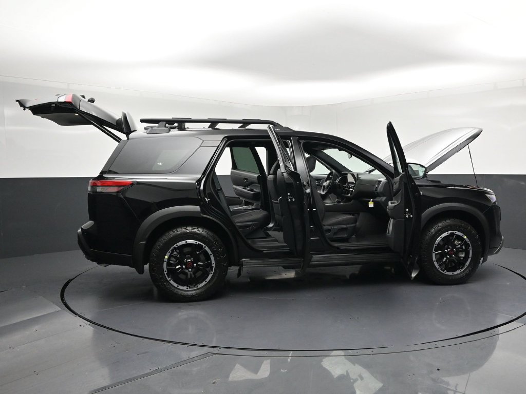 New 2026 Nissan Pathfinder Rock Creek w/ Rock Creek Premium Package AWD/4WD image 35