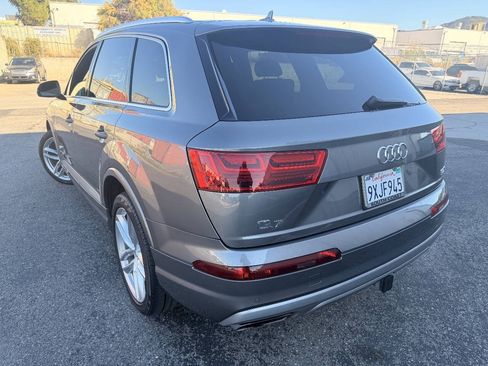 Used 2018 Audi Q7 3.0T Prestige w/ Prestige Package AWD/4WD image 10