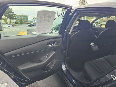 Used 2023 Honda Accord EX image 19