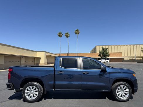 Used 2023 Chevrolet Silverado 1500 Custom AWD/4WD image 8