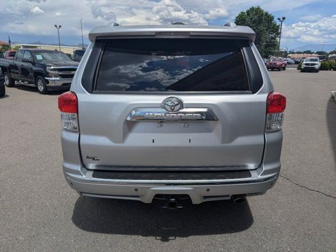 Used 2010 Toyota 4Runner SR5 AWD/4WD image 4