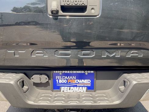 Used 2019 Toyota Tacoma TRD Off-Road AWD/4WD image 30