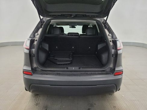 Used 2019 Jeep Cherokee Latitude Plus w/ Cold Weather Group image 29