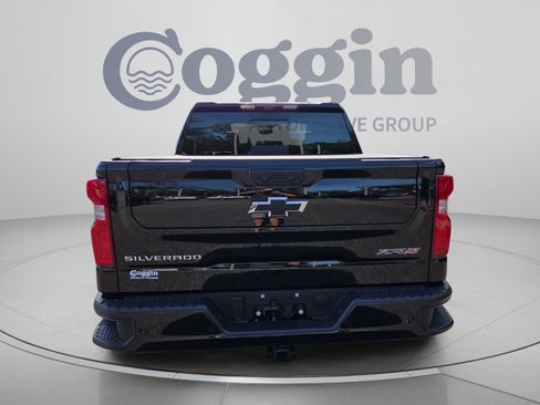 Used 2025 Chevrolet Silverado 1500 ZR2 w/ Technology Package AWD/4WD image 4