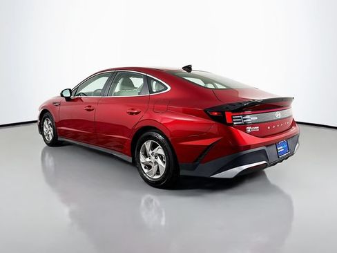Used 2026 Hyundai Sonata SE FWD image 6