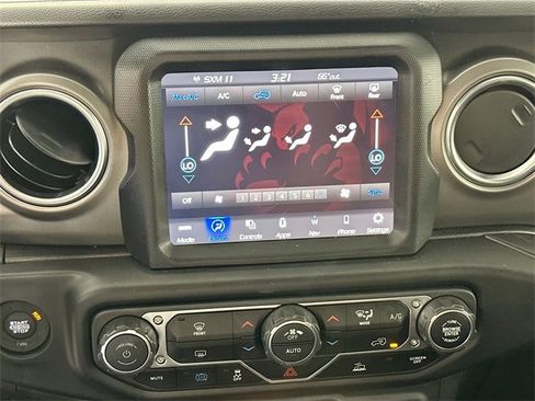 Used 2023 Jeep Wrangler Unlimited Rubicon 4xe image 14