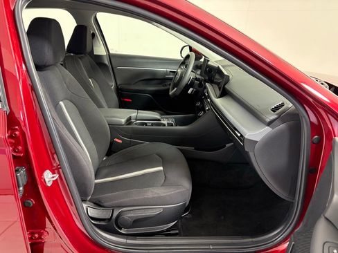 Used 2024 Hyundai Sonata SEL FWD image 12