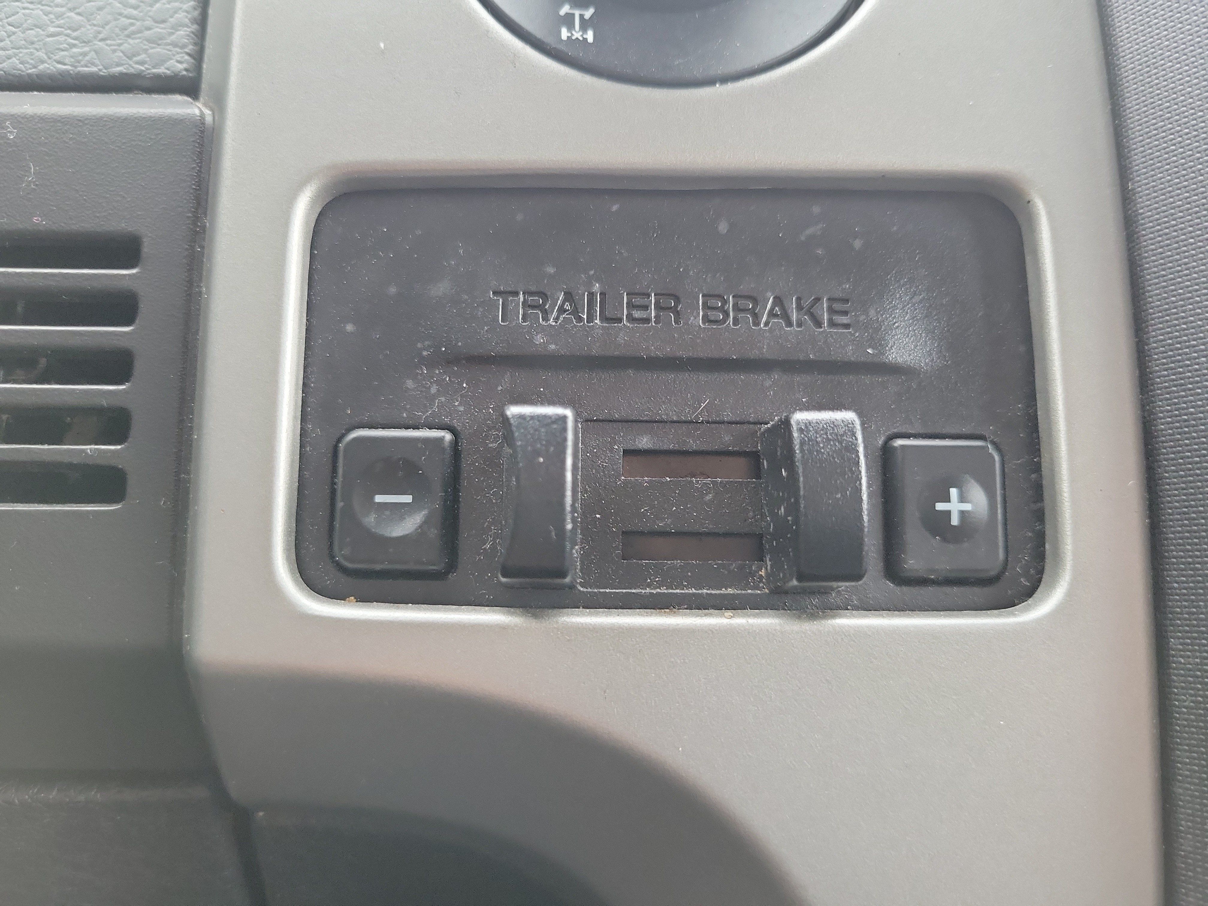 Used 2014 Ford F150 XLT w/ Equipment Group 302A Luxury AWD/4WD image 27