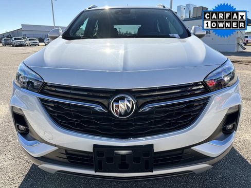 Used 2023 Buick Encore GX Essence w/ Experience Buick Package image 9