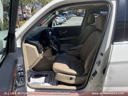 Used 2010 Mercedes-Benz GLK 350 4MATIC image 24