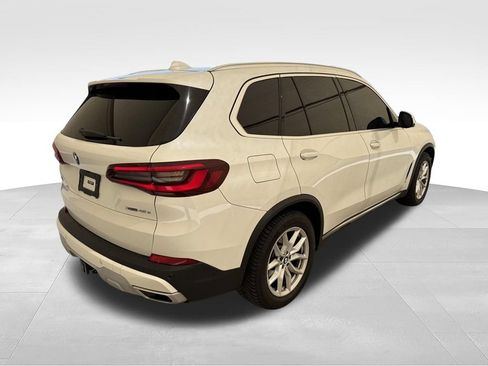 Used 2021 BMW X5 xDrive45e w/ Executive Package 3 AWD/4WD image 7