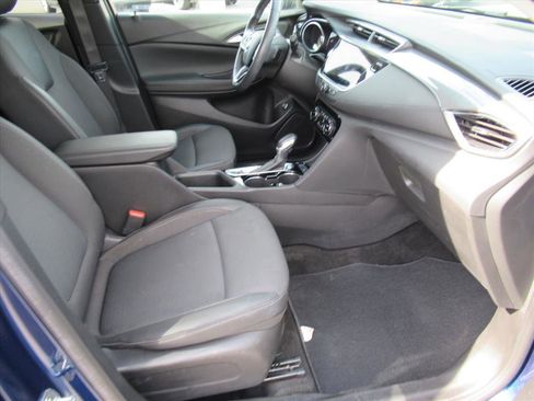 Used 2023 Buick Encore GX Select image 9
