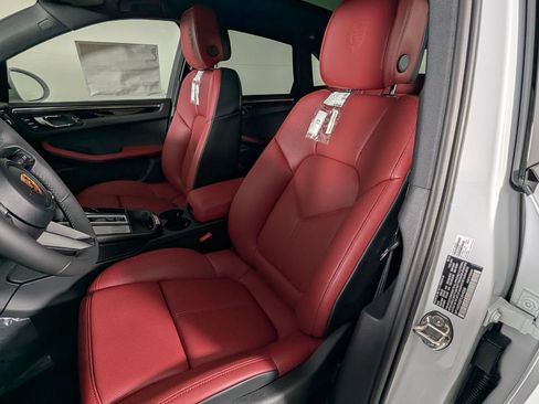 New 2026 Porsche Macan S AWD/4WD image 5