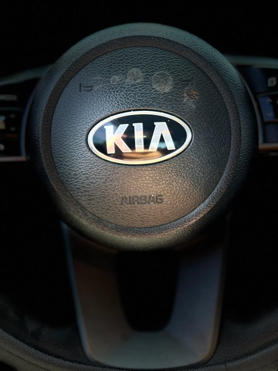 Used 2020 Kia Forte LXS FWD image 36