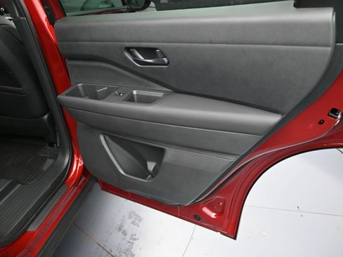 Used 2025 Nissan Pathfinder Rock Creek AWD/4WD image 33