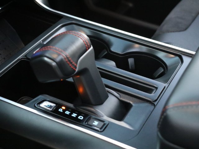 Used 2025 Ford F150 Raptor AWD/4WD image 30