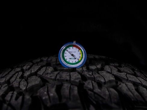 Used 2017 Jeep Wrangler Unlimited Sahara image 37