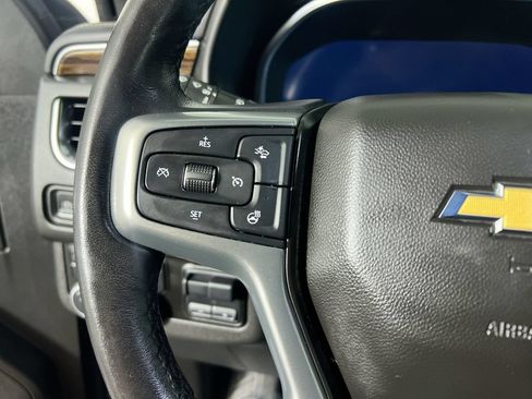 Used 2022 Chevrolet Tahoe Premier AWD/4WD image 16