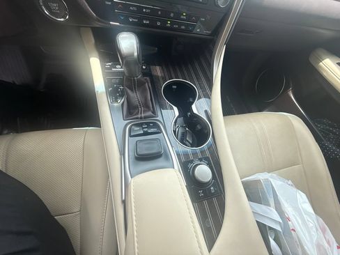 Used 2019 Lexus RX 350 AWD image 32