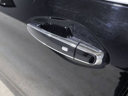 Used 2017 Chevrolet Impala Premier image 16