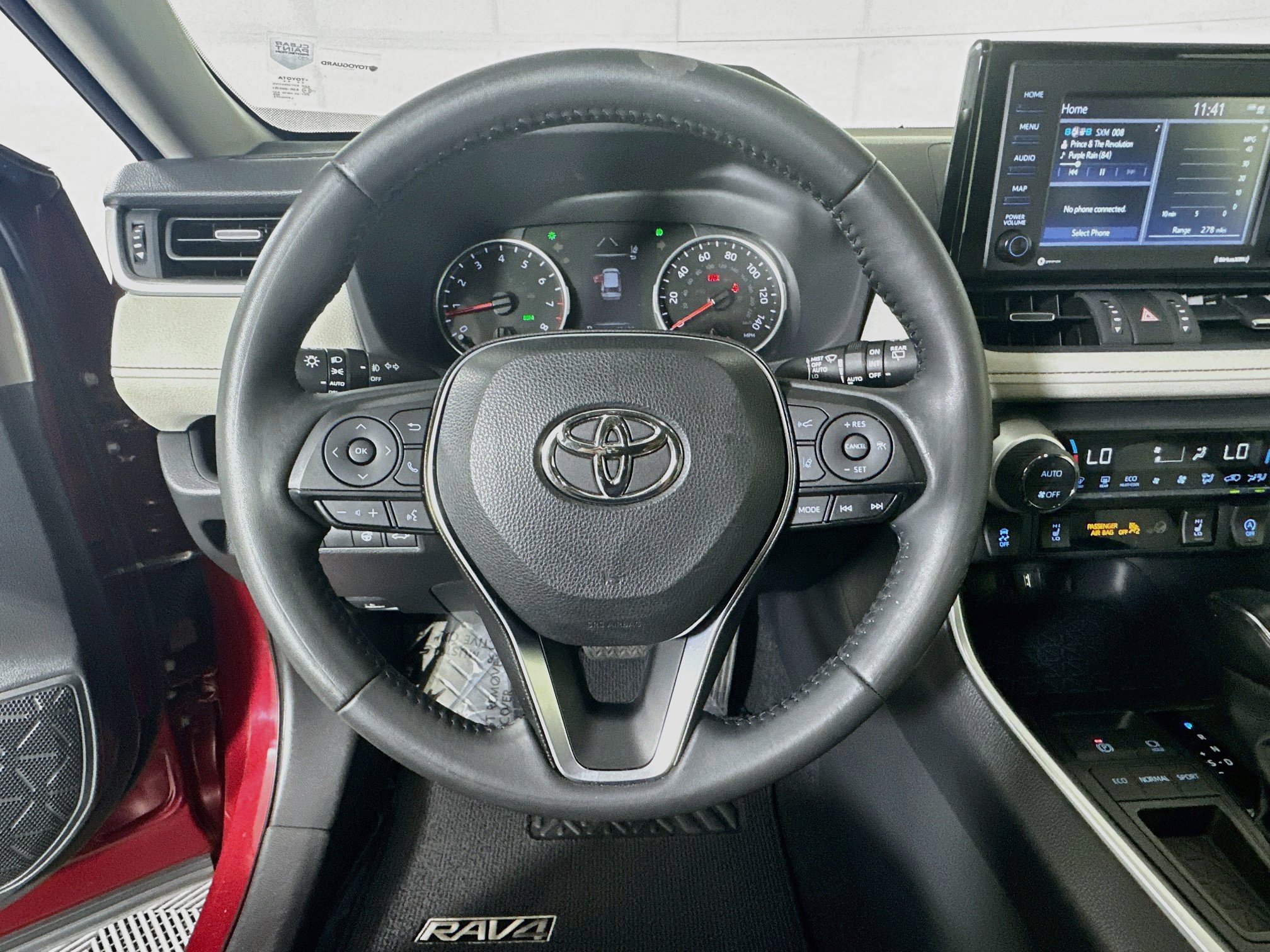 Certified 2022 Toyota RAV4 XLE Premium FWD image 15