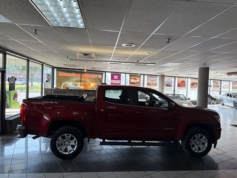 Used 2018 Chevrolet Colorado LT w/ LT Convenience Package AWD/4WD image 5