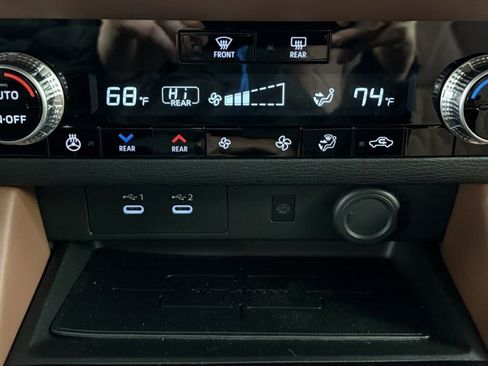 New 2026 Mitsubishi Outlander SEL image 39