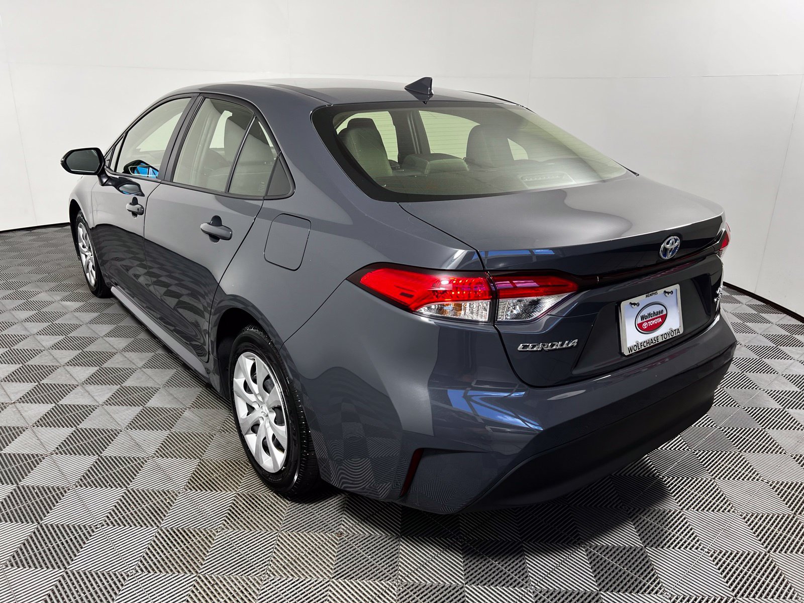 Certified 2025 Toyota Corolla LE FWD image 7