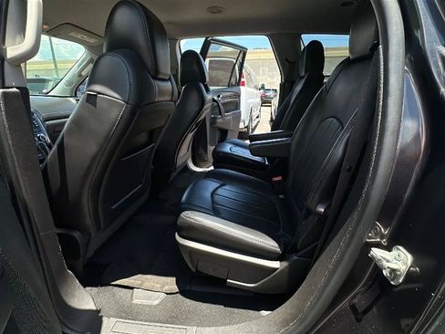 Used 2014 Buick Enclave Leather FWD image 25