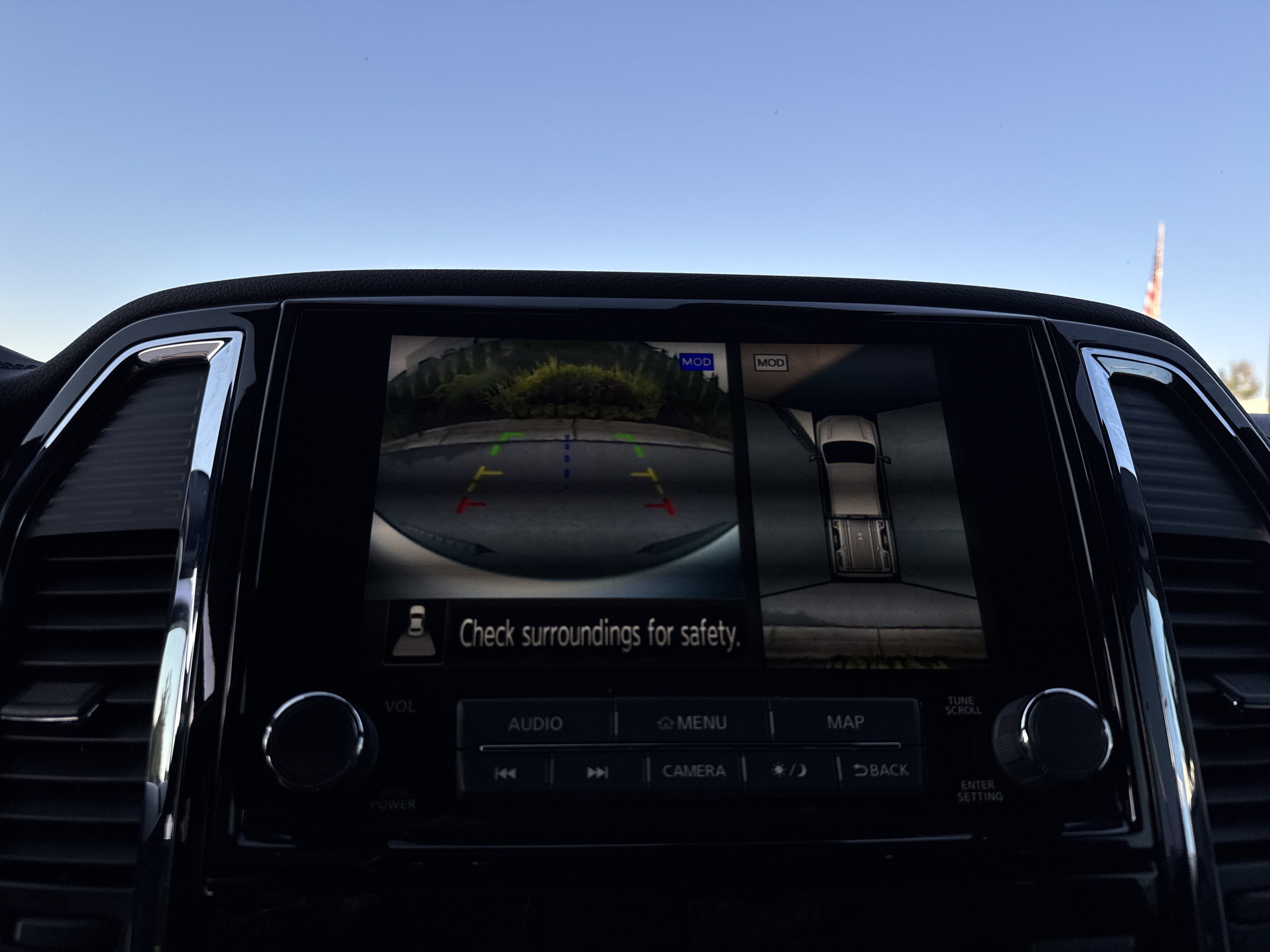 Used 2021 Nissan Titan Platinum Reserve w/ Moonroof Package RWD image 26