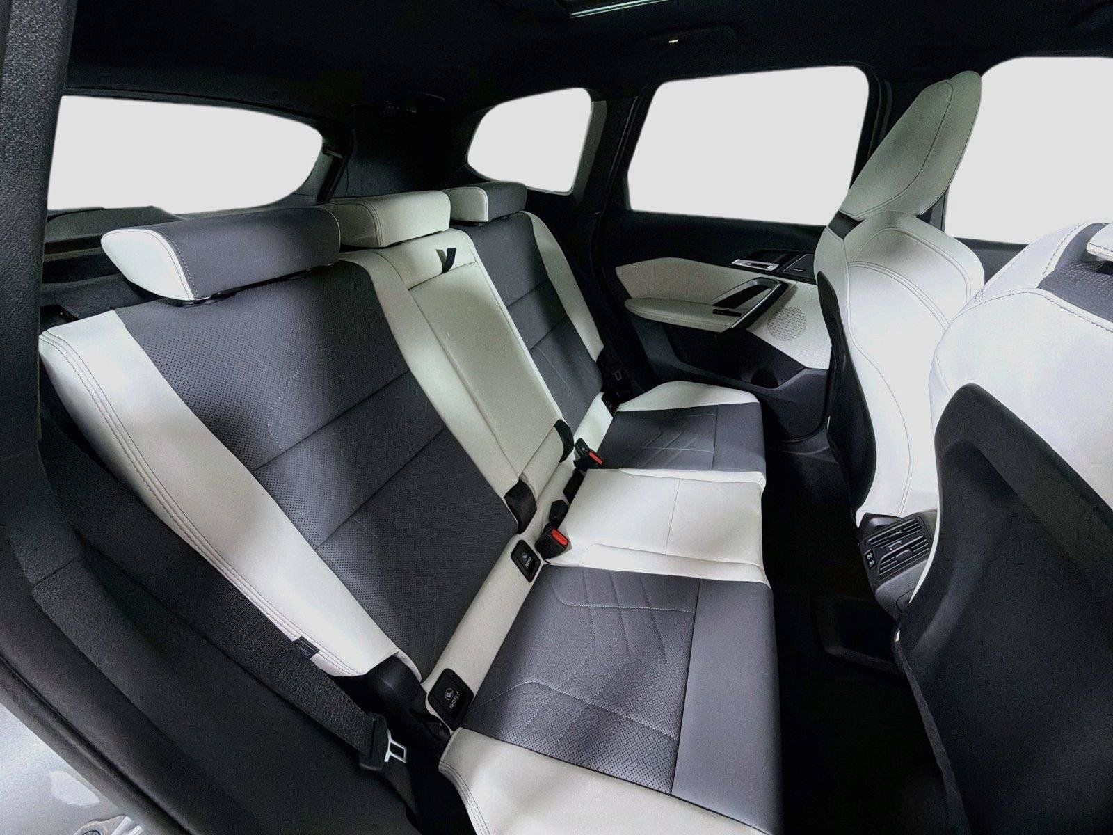 New 2027 BMW X1 xDrive28i AWD/4WD image 28