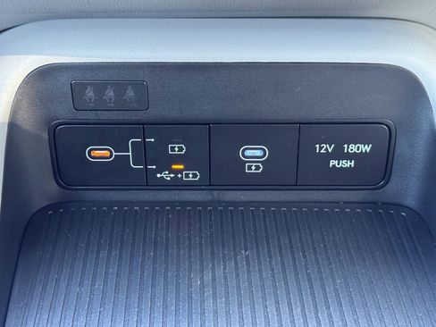 Used 2025 Hyundai Kona SEL AWD/4WD image 29