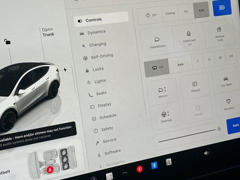 Used 2022 Tesla Model Y Performance AWD/4WD image 21