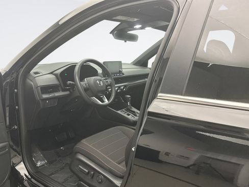 Used 2025 Honda CR-V Sport image 10